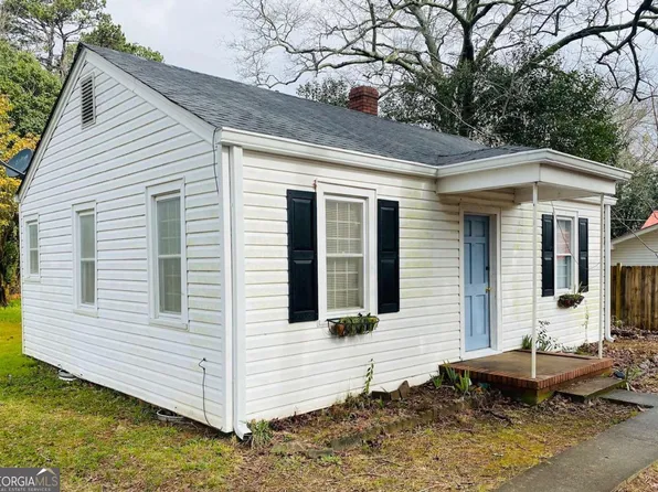 1361 Hull Rd, Athens, GA 30601