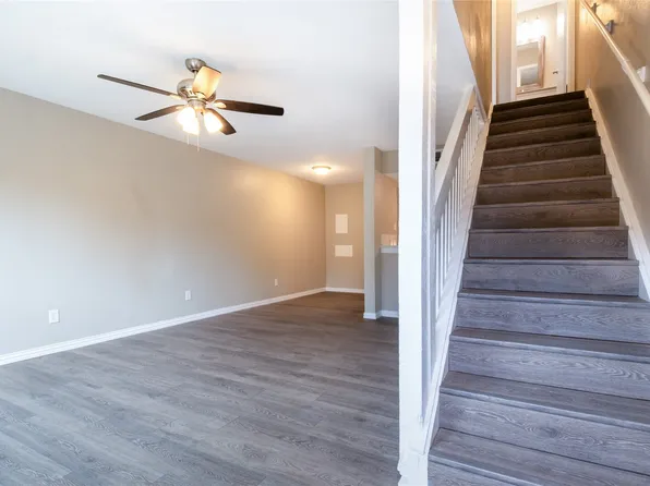 4628 Country Creek Dr APT 1210, Dallas, TX 75236