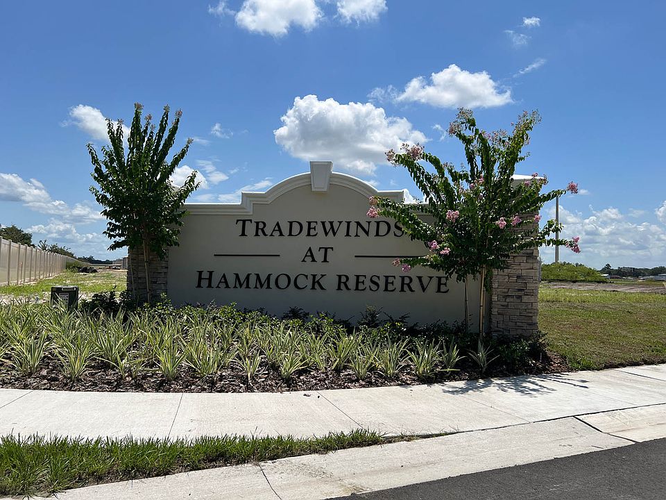 Tradewinds at Hammock Reserve by D.R. Horton Orlando West City in