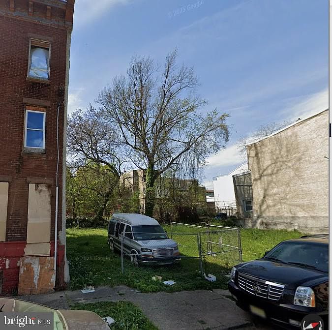 1st image of 2204-2206 N Franklin St #2208