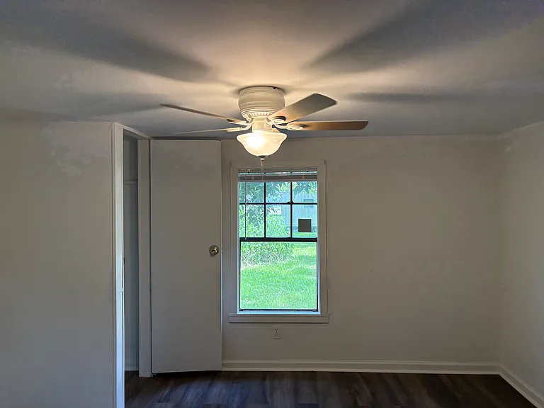 949 Oak Hill Rd — Photo 11