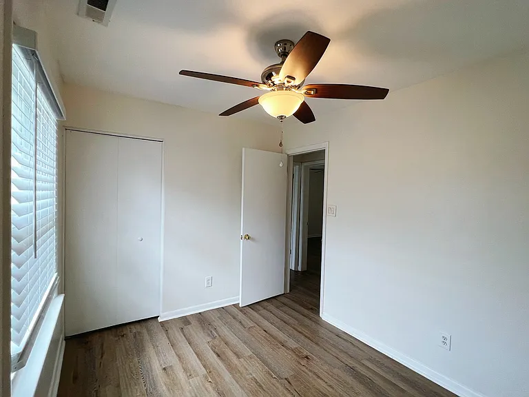 4632 Jeanne St — Photo 13