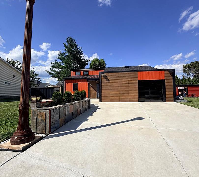 1st image of 13 Ferris Ct