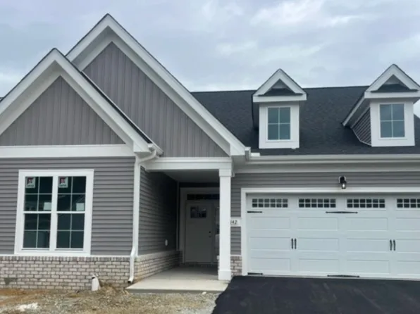 5142 Vulcan Ct, Chester, VA 23831