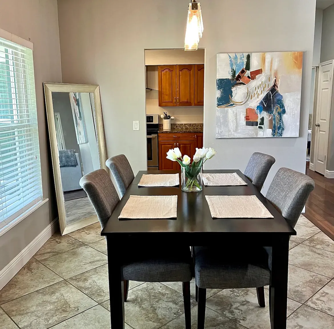 3 bed, 1455 sqft, $3,150 — Photo 1