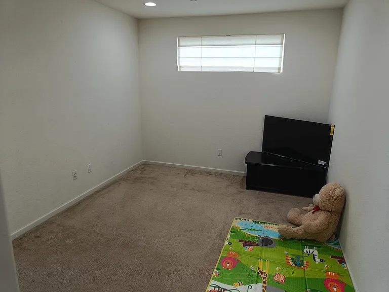 Another view of Loft