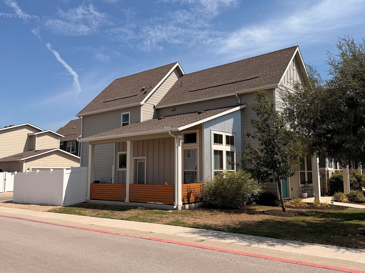 3 bed, 1562 sqft, $2,600 — Photo 3