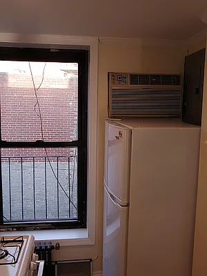 Rented by Manhattan Best Realty, Inc. | media 19