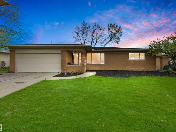 11489 Anna Lisa Dr, Macomb, MI 48044