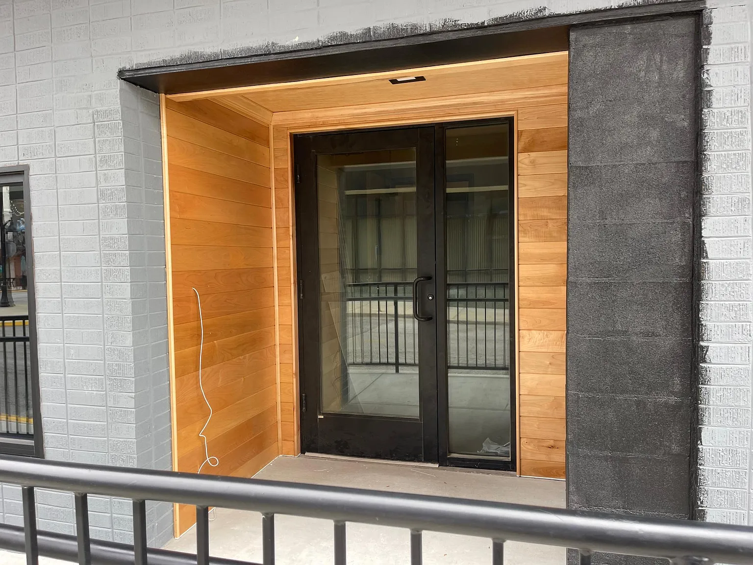 2 bed, 1033 sqft, $1,880 — Photo 4