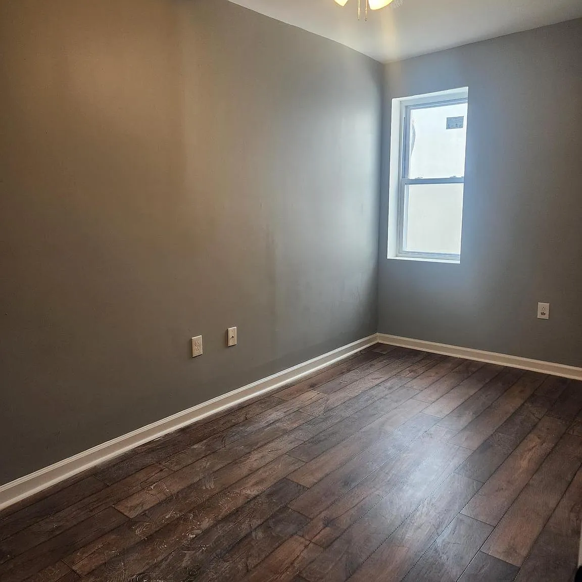 2 bed, 800 sqft, $1,300 — Photo 4