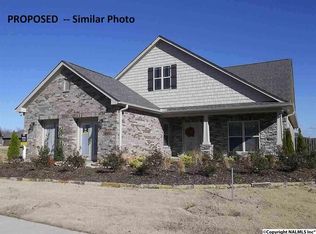 332 Lady Hawk Ln SE, Huntsville, AL 35824