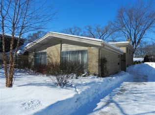625 Laporte Ave, Wilmette, IL