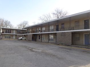 48 S 76th St, Belleville, IL 62223