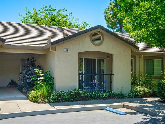 2nd image of 2001 Eastwood Drive #44