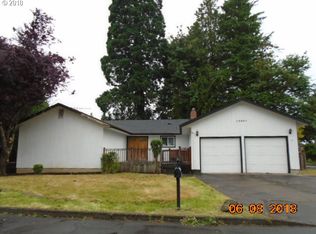 15667 NE Stanton St, Portland, OR 97230