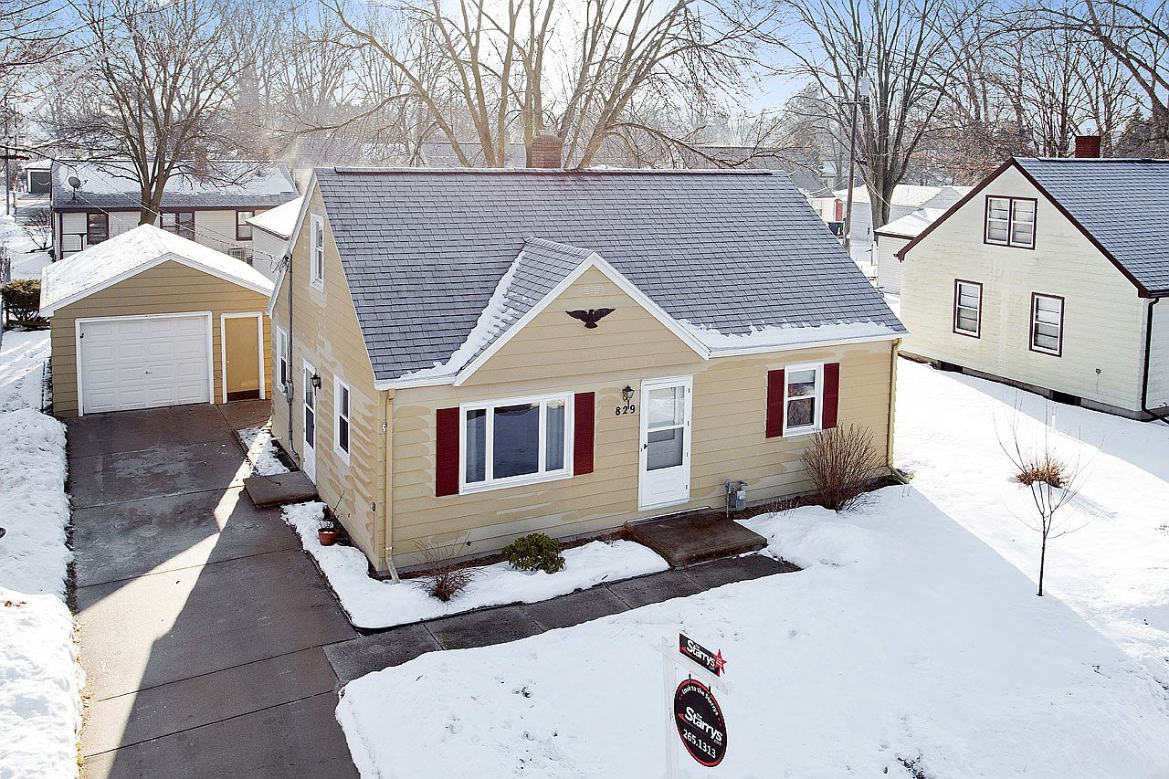 829 Stony Brook Ln, Green Bay, WI 54304 Zillow