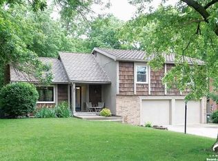 3304 Trail Rd, Lawrence, KS 66049