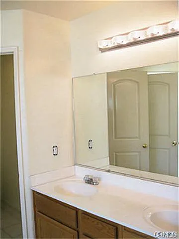 9430 Cedar St — Photo 10