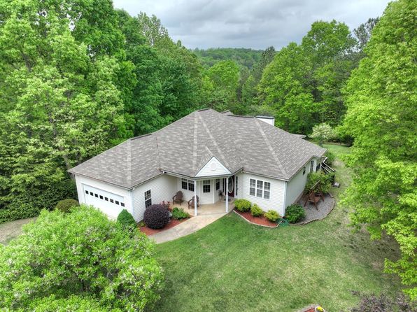 6216 Old Highway 5 S, Talking Rock, GA 30175