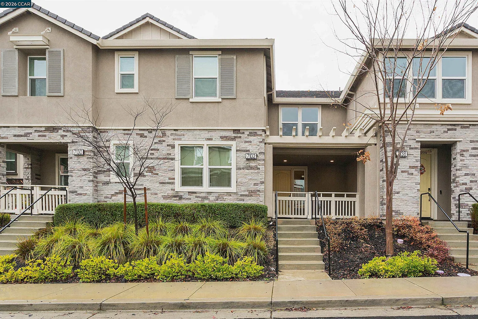 3 bed, 1853 sqft, $4,350 — Photo 1