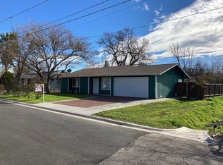 6845 Meadowbrook Dr, Clearlake, CA 95422