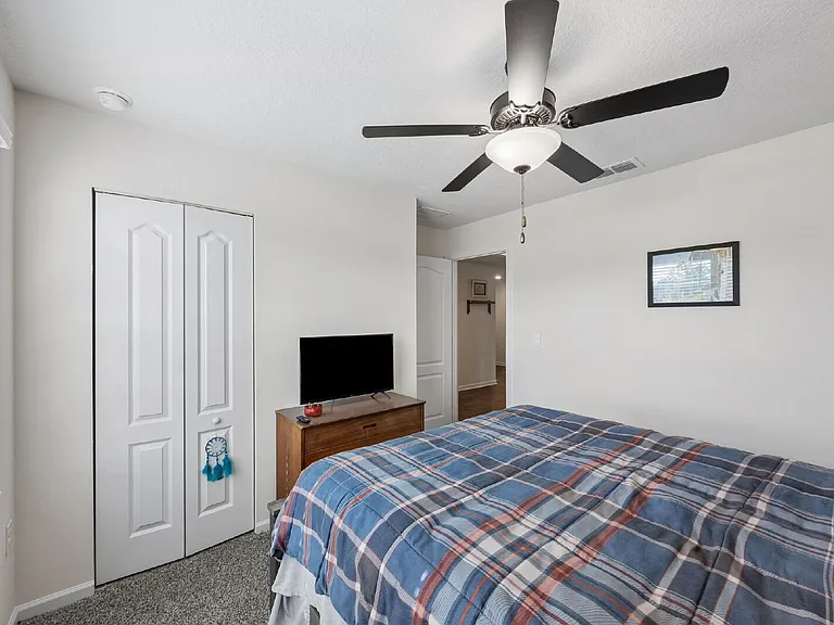 2100 Denton Trce — Photo 17