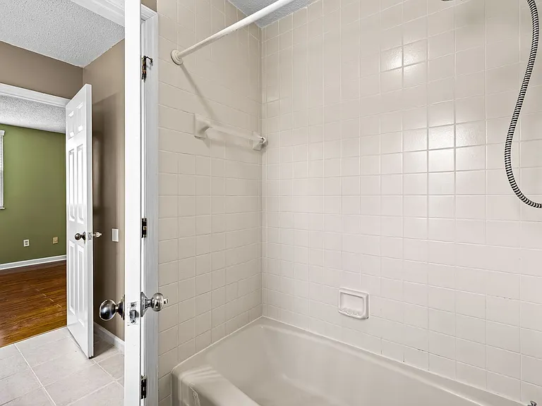 8807 Ryegate Dr — Photo 42