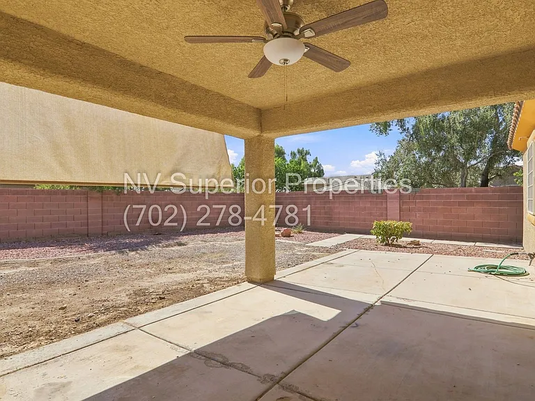 3876 Waynesvill St — Photo 50