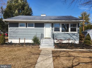 116 Center Ln, Reading, PA 19606