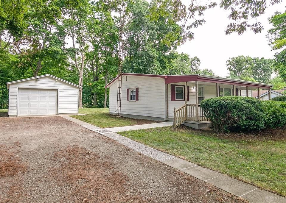 1st image of 2874 Van Oss Dr