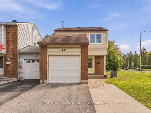 1127 Avignon Ct, Ottawa, ON K1C 2M2