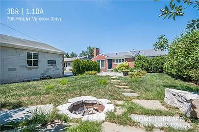 708 Mount Vernon Dr — Photo 3