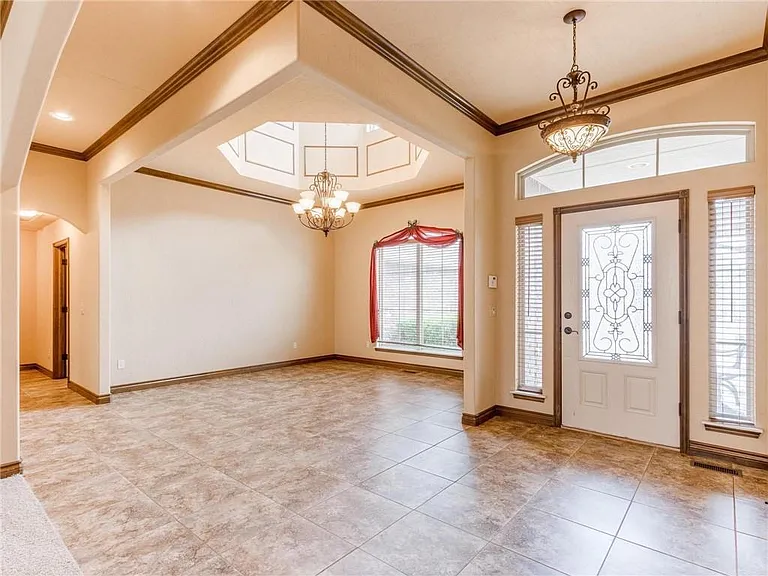 4908 Arbuckle Dr — Photo 4