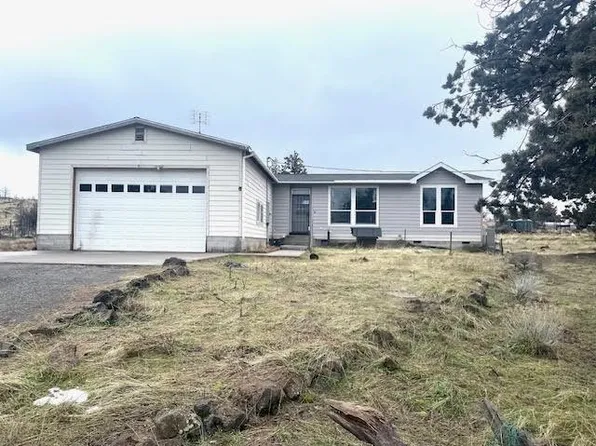 12216 Mountain View Dr, Montague, CA 96064