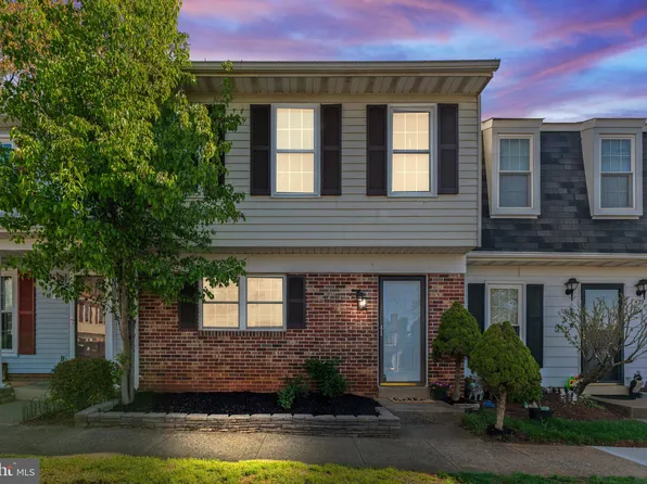 441 Ridge Ct, Warrenton, VA 20186