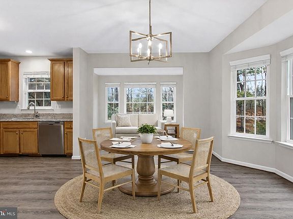 5th image of 9725 Cheshire Ridge Cir