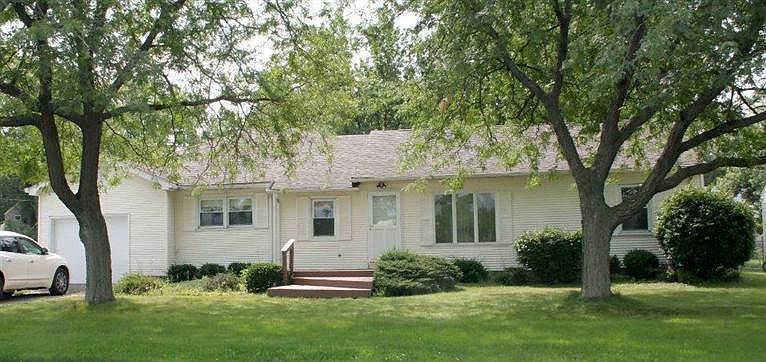 1st image of 1027 W 38th Ave
