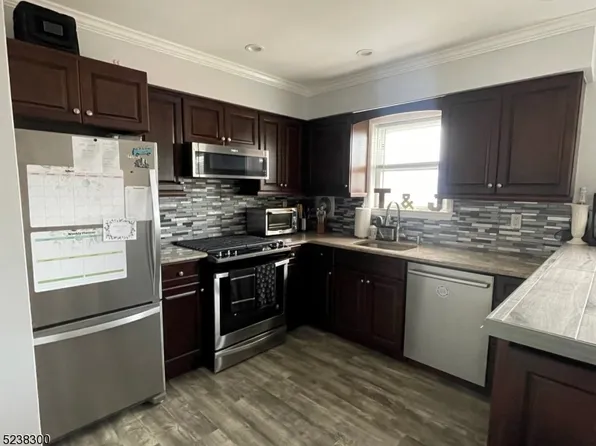 2467 Route 10 #5B, Parsippany-Troy Hills Twp., NJ 07950