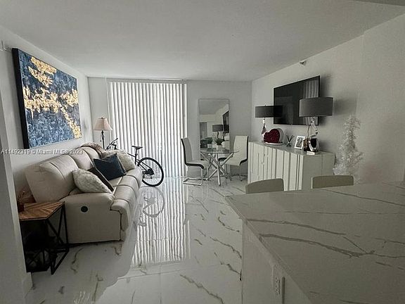 2nd image of 1035 West Ave APT 803