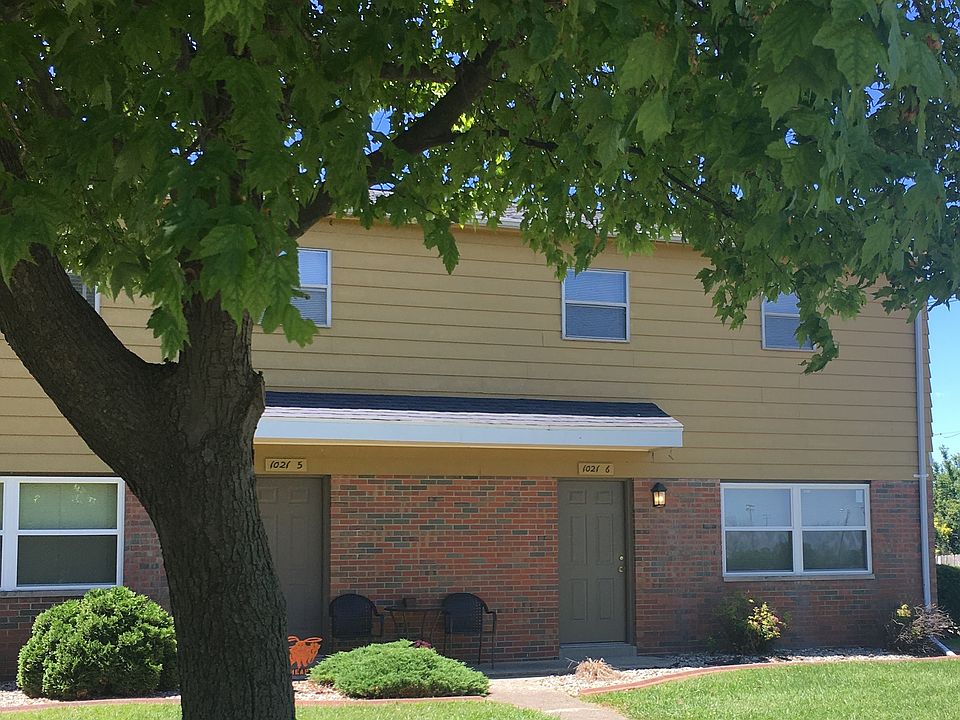 Frontview of Townhome