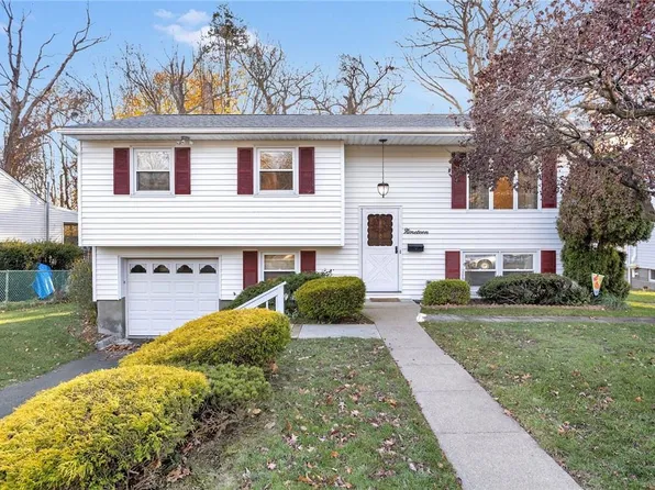 19 Constitution Drive, Cold Spring, NY 10516