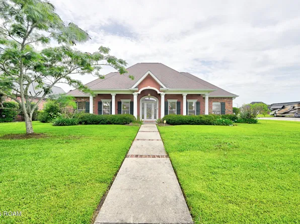 100 Ellington Dr, Thibodaux, LA 70301