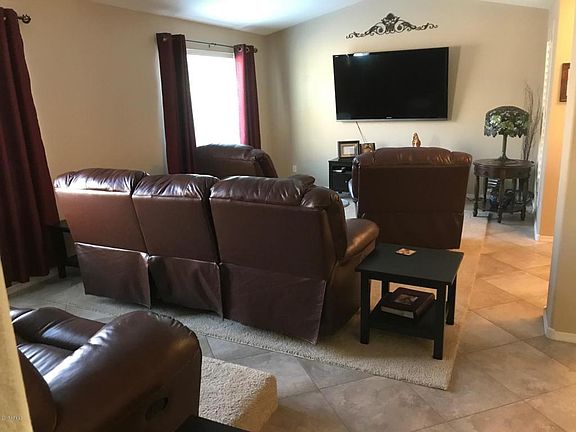 Living Room - Theater Room