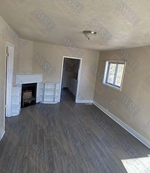 816 Walnut St — Photo 3