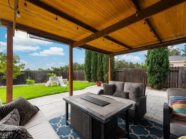 453 Shannon Drive, Vacaville, CA 95688