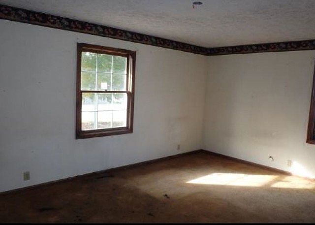 2nd image of 3323 Austin Ave