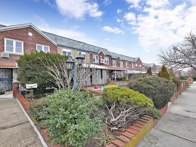 6236 81st St, Flushing, NY, 11379