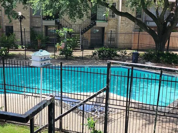 6500 Sands Point Dr APT 518, Houston, TX 77074