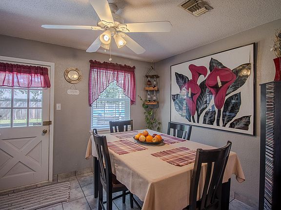 5th image of 113 Whispering Pine Dr